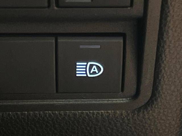 Toyota YARIS CROSS 2023-07 196483-5