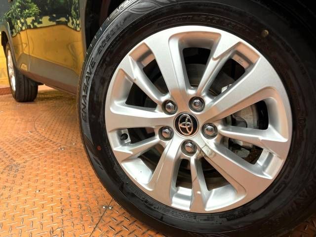 Toyota YARIS CROSS 2023-07 196483-13