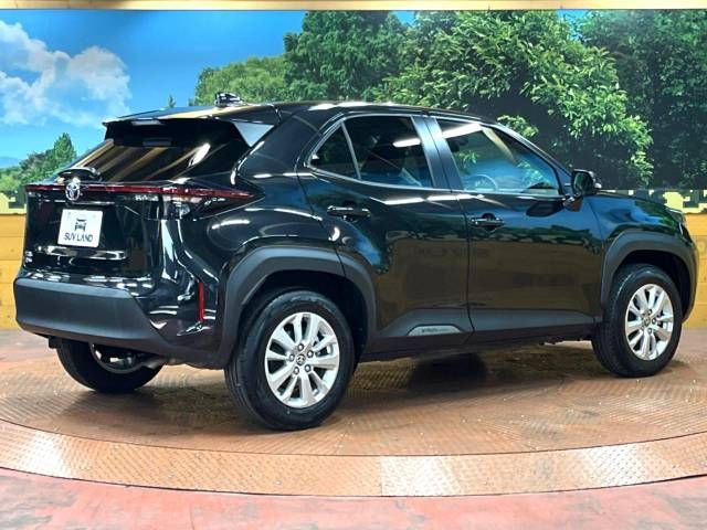 Toyota YARIS CROSS 2023-07 196483-17