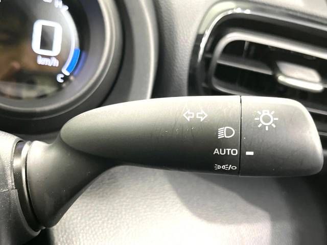 Toyota YARIS CROSS 2023-06 27020-6