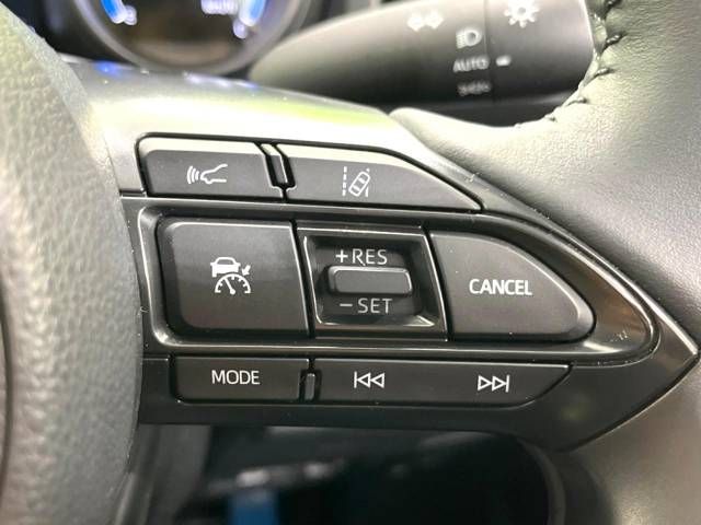 Toyota YARIS CROSS 2023-06 27020-4