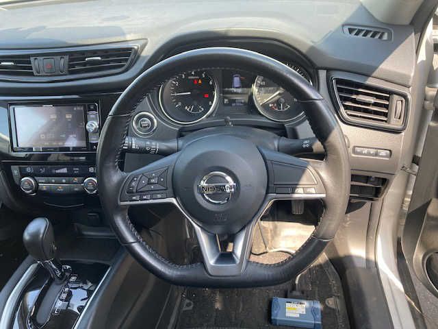 Nissan X-TRAIL 2019-02 4736-1