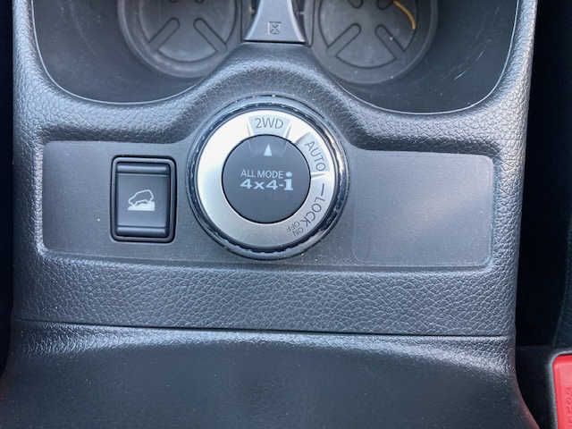 Nissan X-TRAIL 2019-02 4736-8