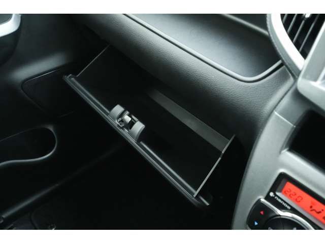 Mitsubishi DELICA D2 2017-04 18247-12