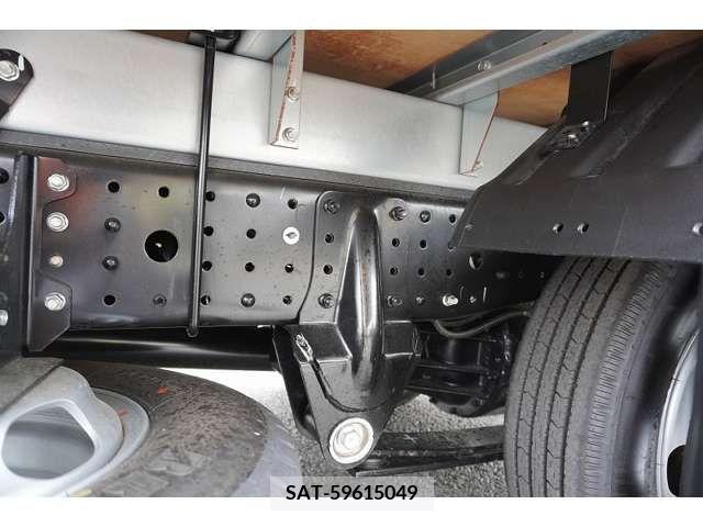 Mitsubishi CANTER 2023-01 200801-9