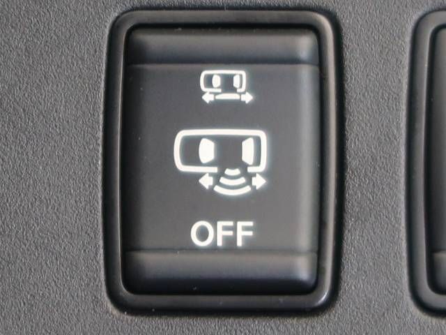 Nissan SERENA 2017-09 182123-6