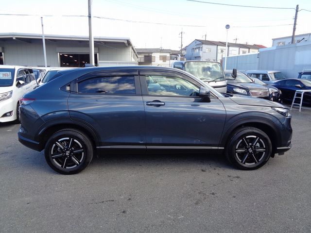 Honda VEZEL 2022-11 183526-27