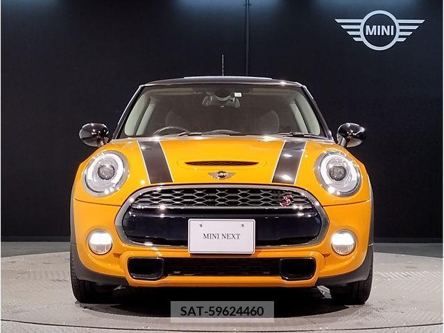 Bmw MINI 2018-02 230901-1