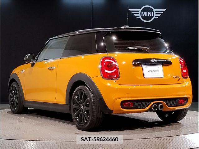 Bmw MINI 2018-02 230901-3