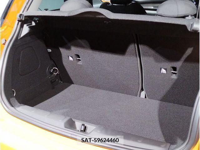 Bmw MINI 2018-02 230901-8