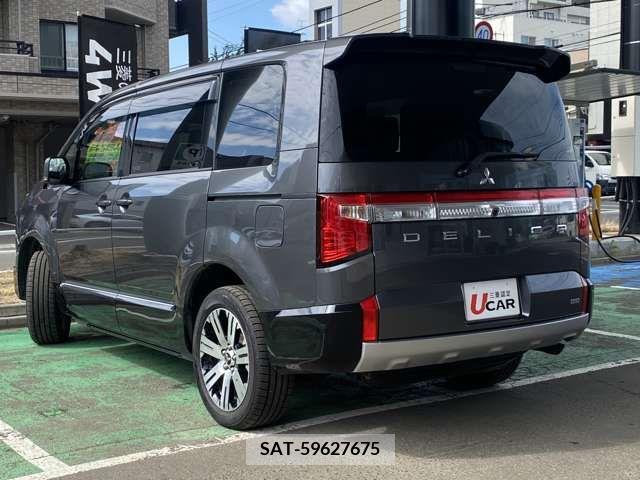 Mitsubishi DELICA D5 2020-03 384704-17