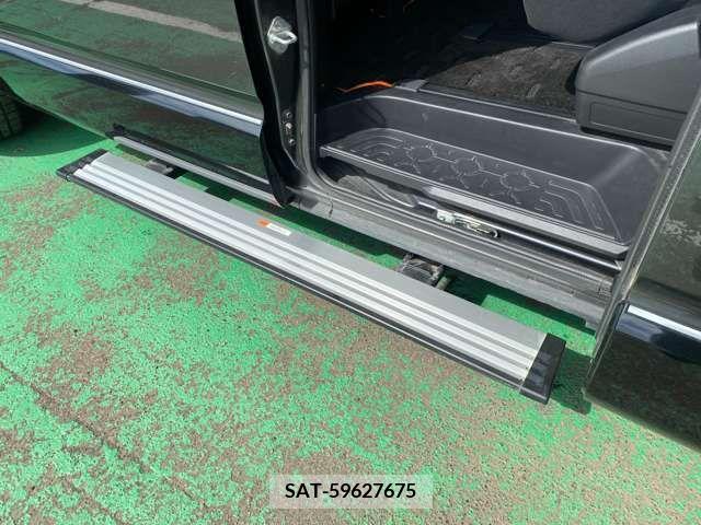 Mitsubishi DELICA D5 2020-03 384704-13