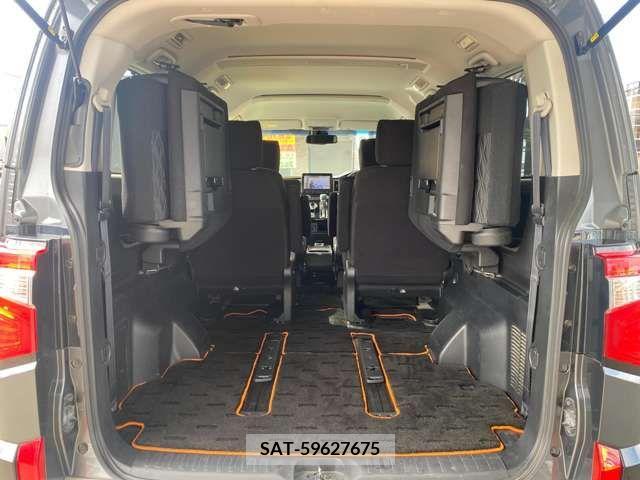 Mitsubishi DELICA D5 2020-03 384704-8