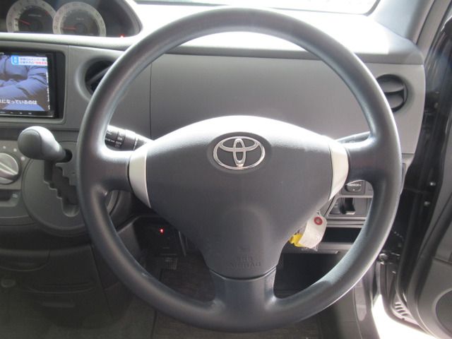 Toyota SIENTA 2012-02 21714-8