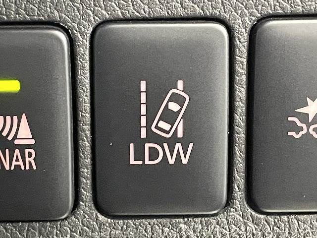 Mitsubishi OUTLANDER PHEV 2015-12 6111-7