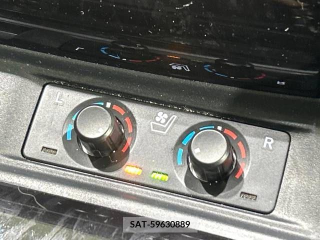 Toyota ALPHARD 2022-05 212195-7
