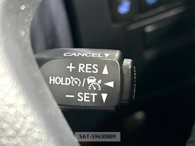 Toyota ALPHARD 2022-05 212195-6