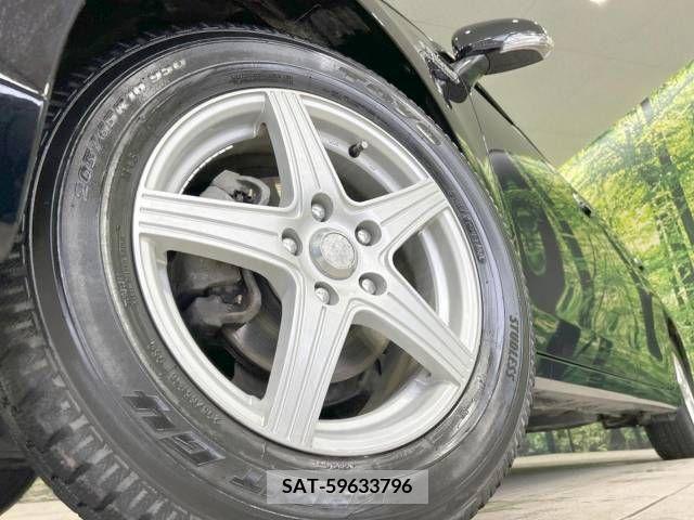 Toyota PRIUS ALPHA 2015-03 211443-13
