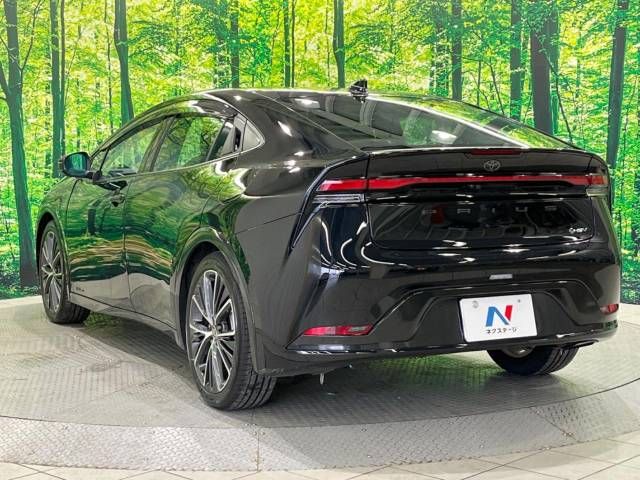 Toyota PRIUS 2023-05 194589-17