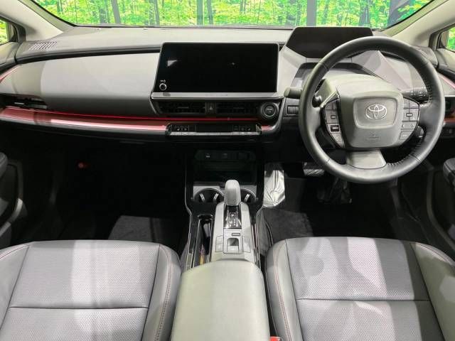 Toyota PRIUS 2023-05 194589-1