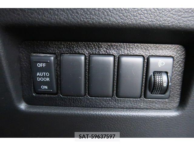 Nissan SERENA 2010-01 284337-15
