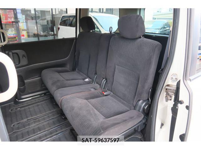 Nissan SERENA 2010-01 284337-24