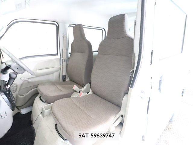 Suzuki EVERY 2019-05 301619-12