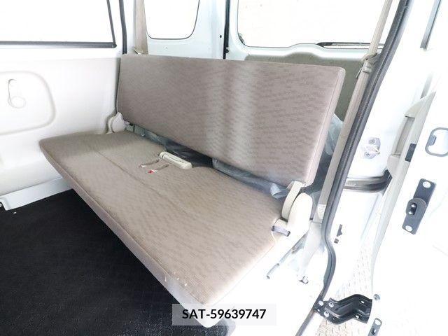 Suzuki EVERY 2019-05 301619-13