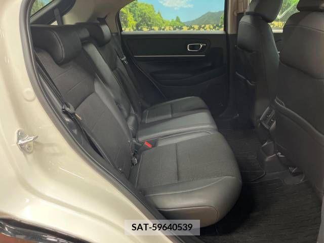 Honda VEZEL 2021-04 338715-9