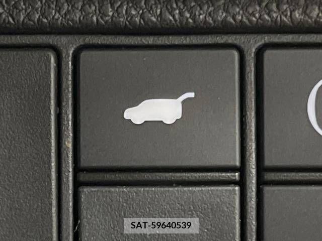 Honda VEZEL 2021-04 338715-5