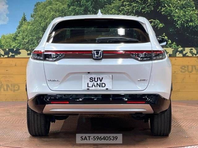 Honda VEZEL 2021-04 338715-15