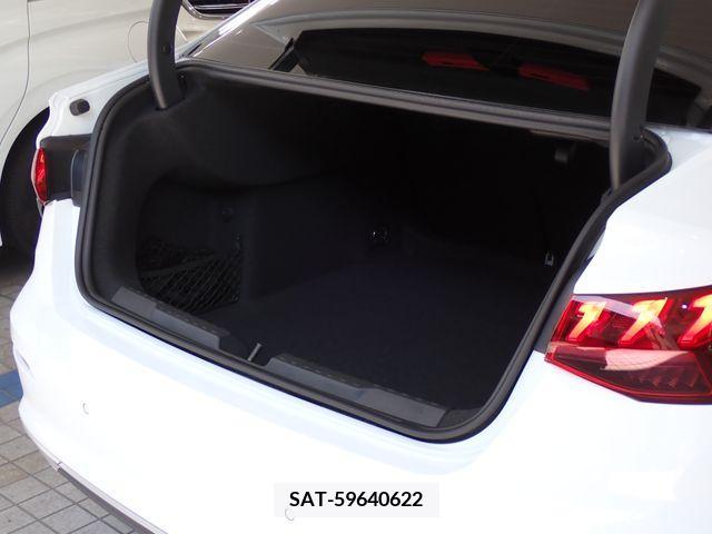 Audi A3 SEDAN 2021-06 377603-26