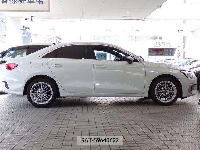 Audi A3 SEDAN 2021-06 377603-23