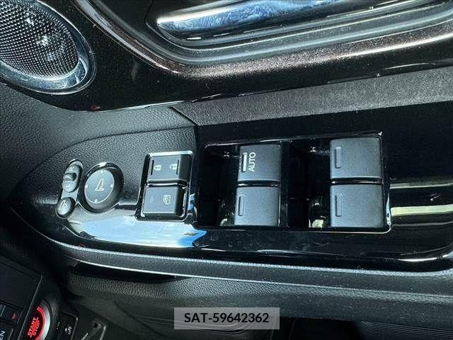Honda N BOX CUSTOM 2018-08 328698-29