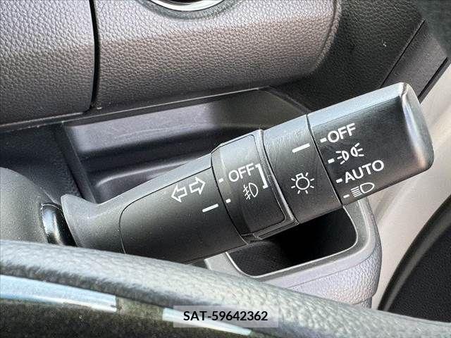 Honda N BOX CUSTOM 2018-08 328698-23