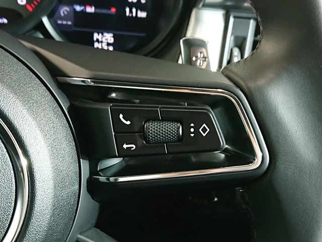 Porsche MACAN 2023-05 184127-13