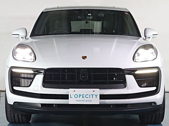 Porsche MACAN 2023-05 184127-24