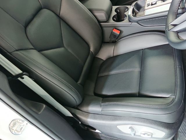 Porsche MACAN 2023-05 184127-7
