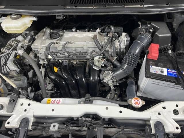 Toyota VOXY 2019-06 24423-18