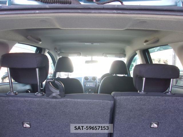 Nissan NOTE 2013-08 352556-9