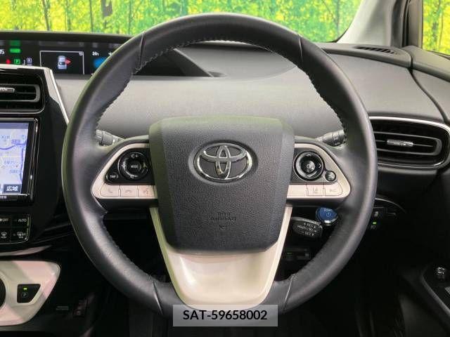 Toyota PRIUS 2017-12 322388-11