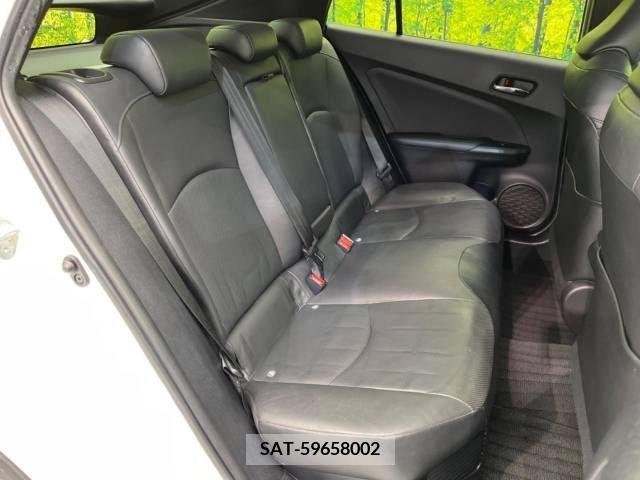 Toyota PRIUS 2017-12 322388-9