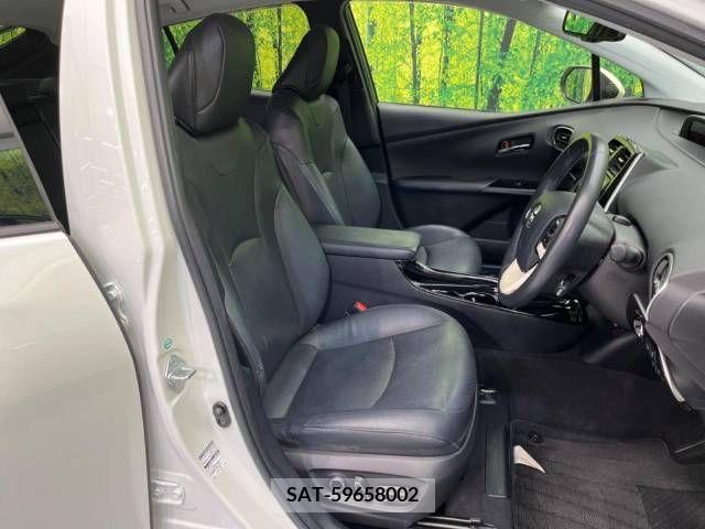 Toyota PRIUS 2017-12 322388-8