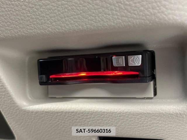 Suzuki SPACIA 2018-11 368490-6