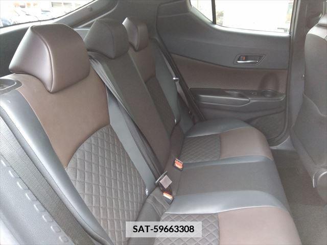 Toyota C-HR 2017-04 379585-7