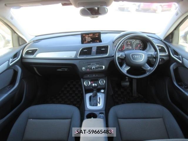Audi Q3 2013-10 216389-8