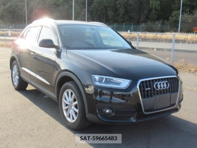 Audi Q3 2013-10 216389-2