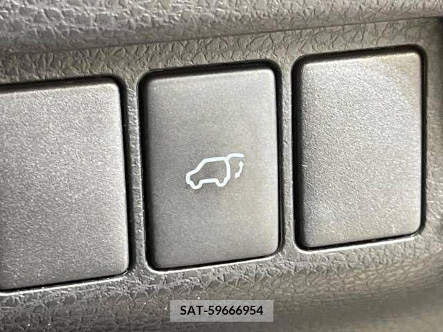 Toyota HARRIER 2018-01 240497-5