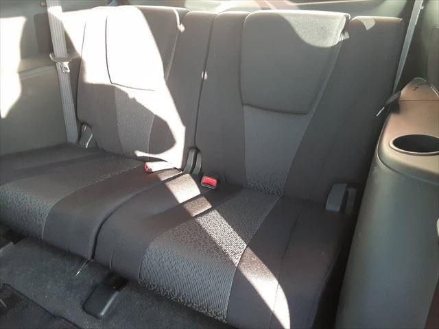 Mazda PREMACY 2010-11 21520-22