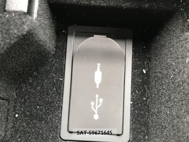 Lexus IS 2015-09 297926-18